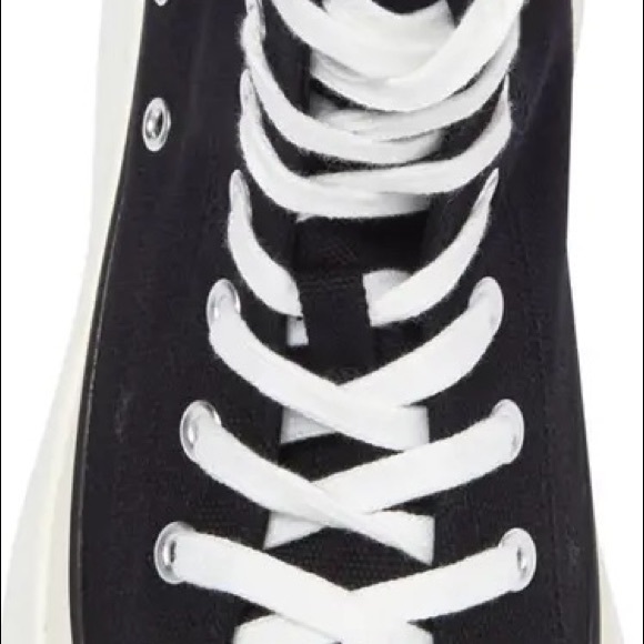 Winnona Lace-Up Platform Sneaker
MADDEN GIRL NWT size 7.5 - Picture 12 of 16